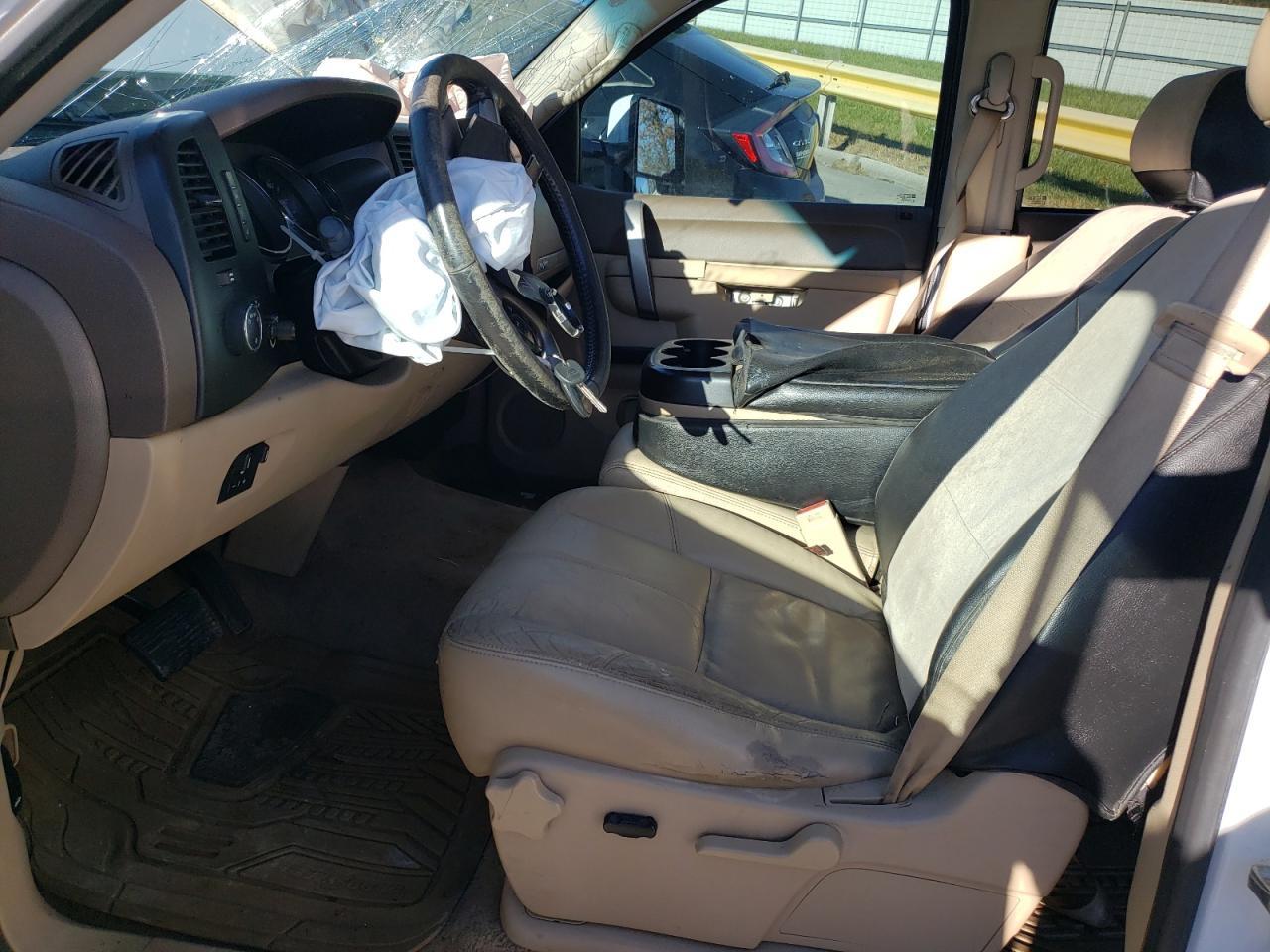 2013 CHEVROLET SILVERADO - Image 7