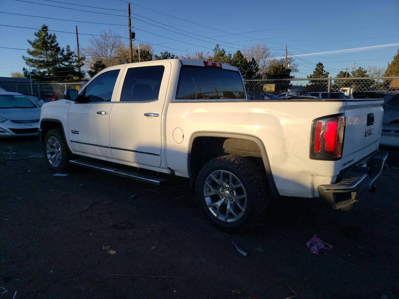 2018 GMC SIERRA K15 - Фото 2