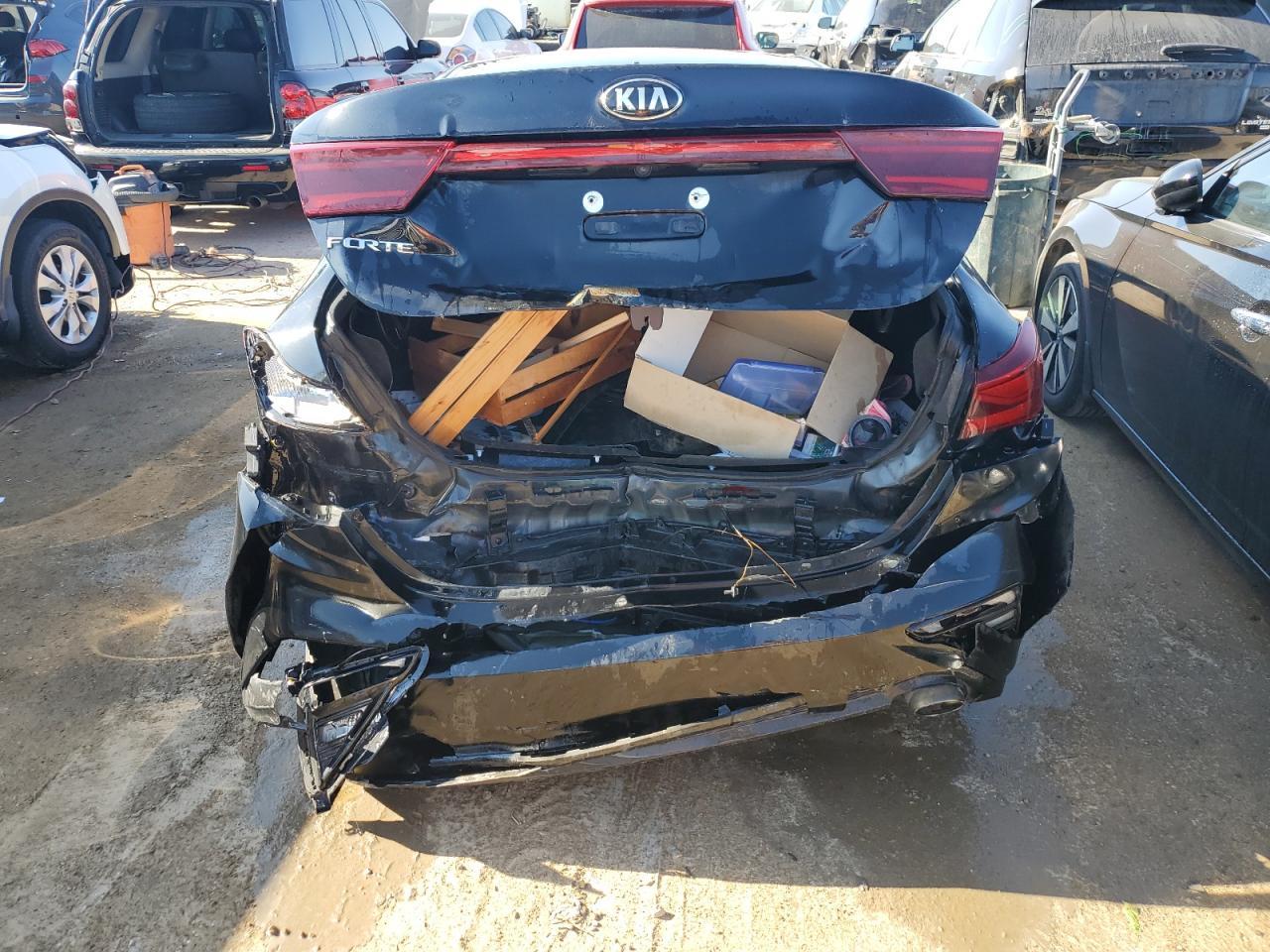 2021 KIA FORTE FE - Фото 6