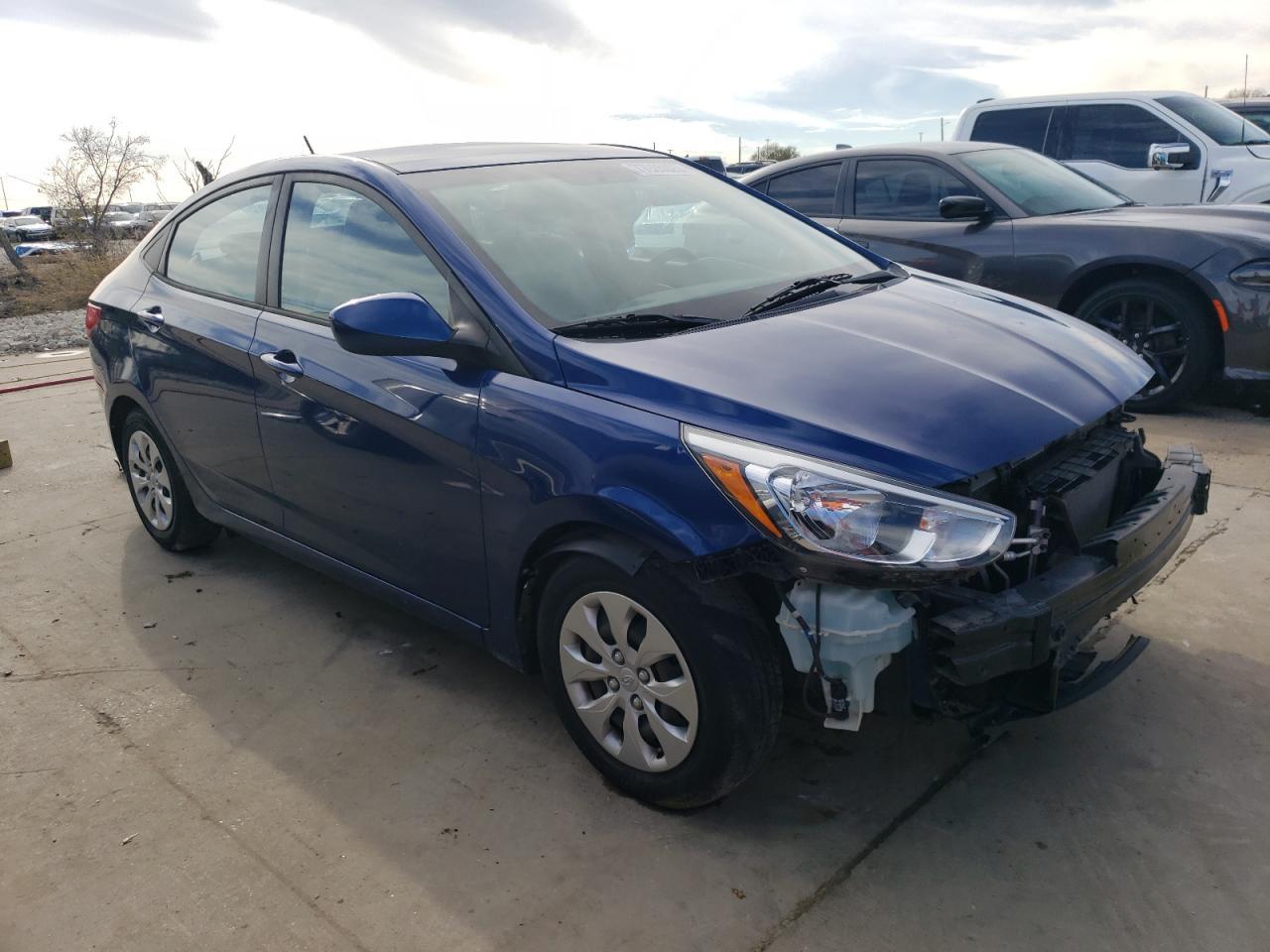2017 HYUNDAI ACCENT SE - Image 4