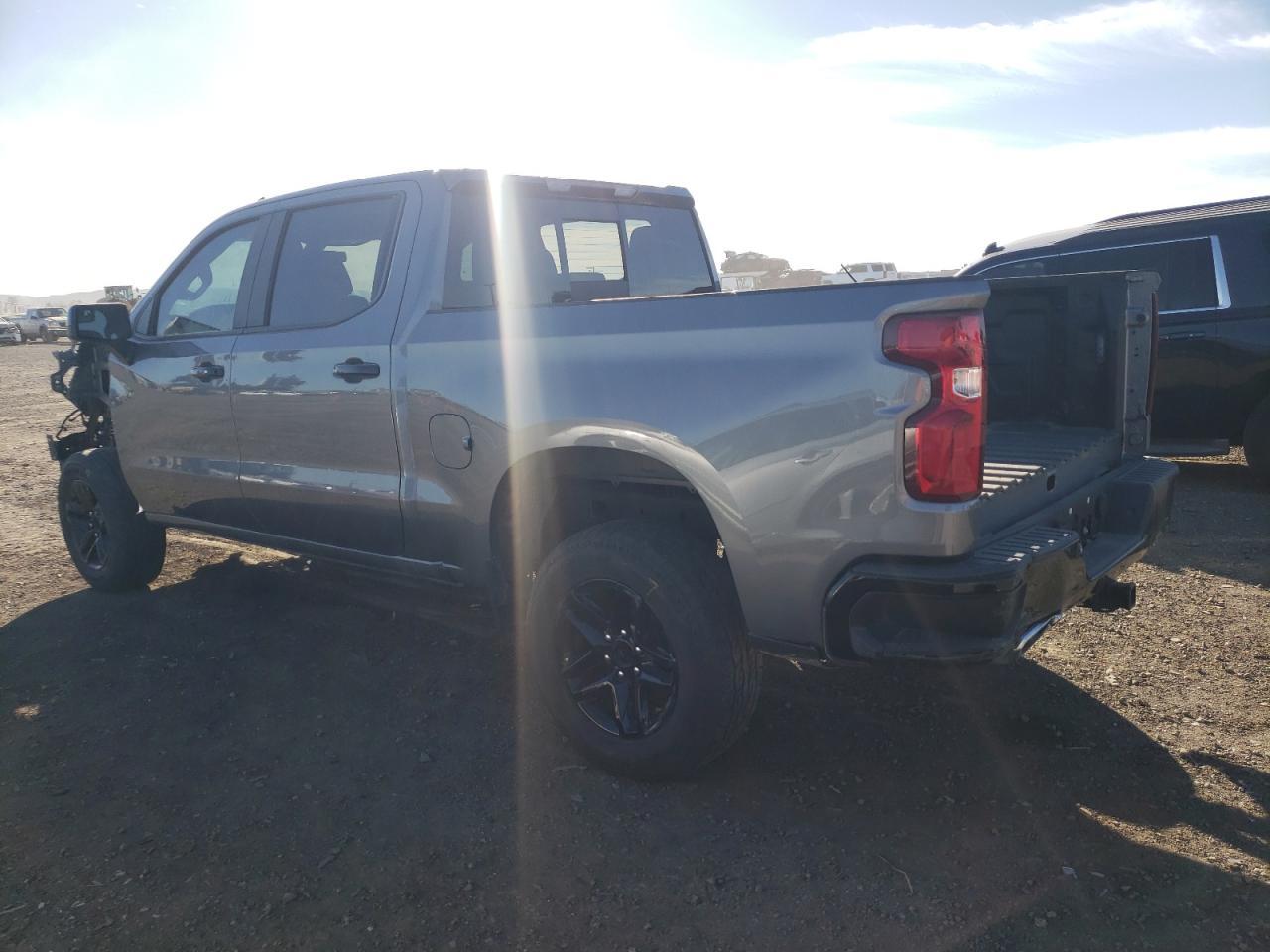 2021 CHEVROLET SILVERADO - Фото 2