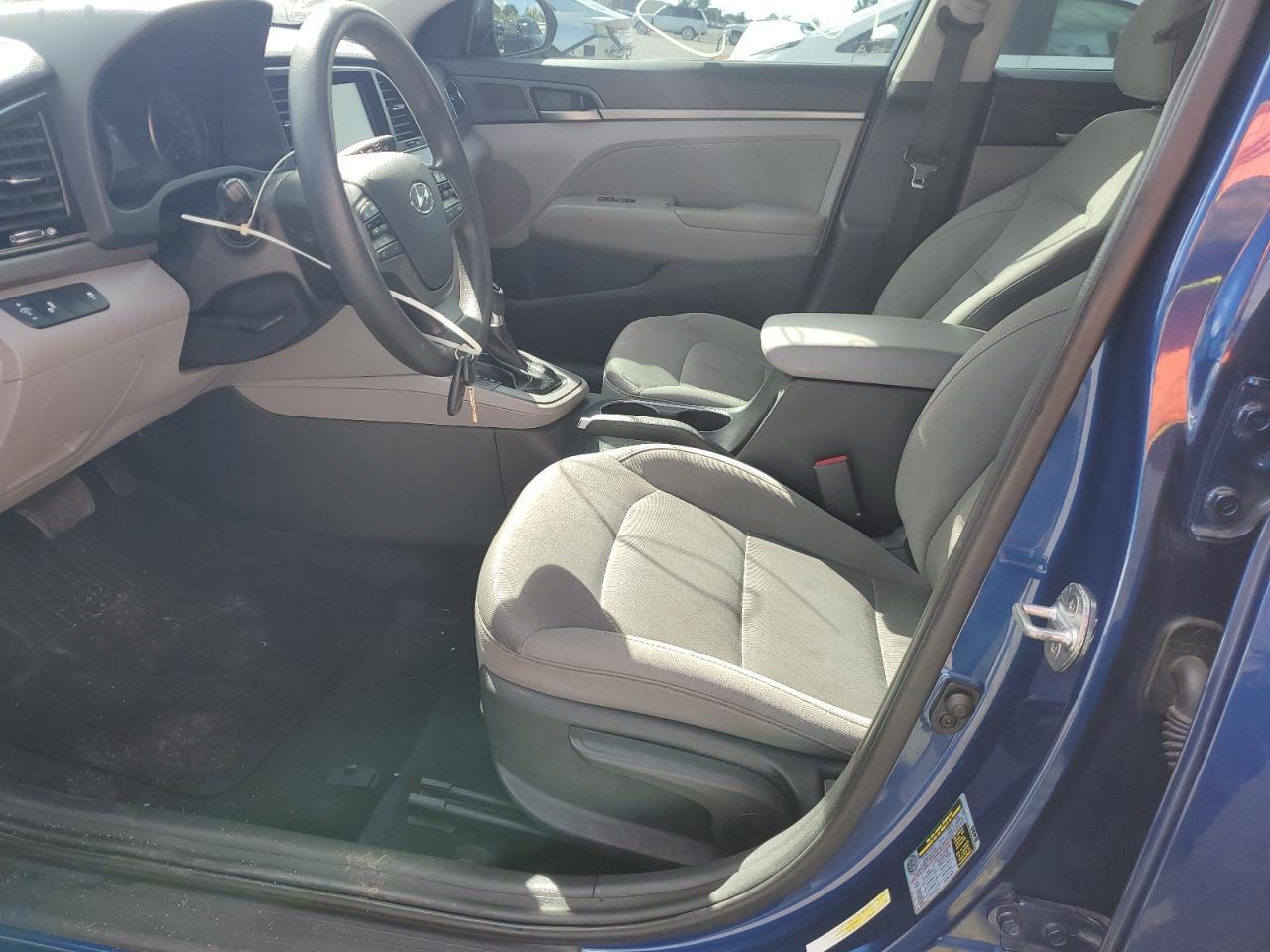 2018 HYUNDAI ELANTRA SE - Фото 7