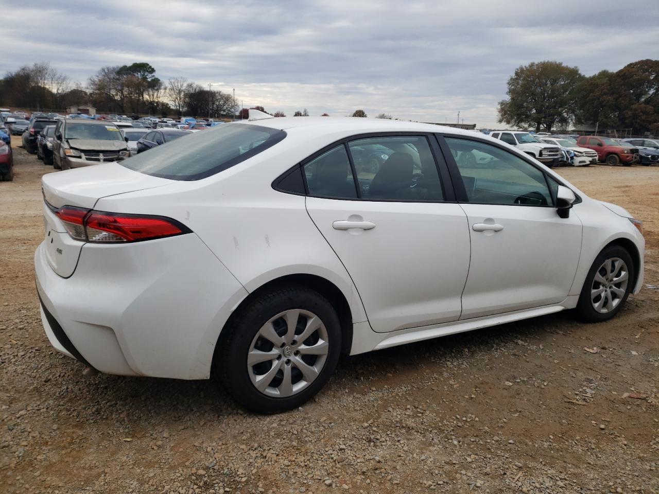 2021 TOYOTA COROLLA LE - Image 3