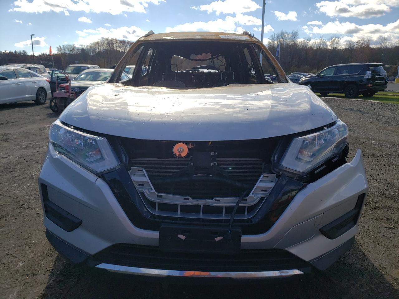 2018 NISSAN ROGUE S - Фото 5