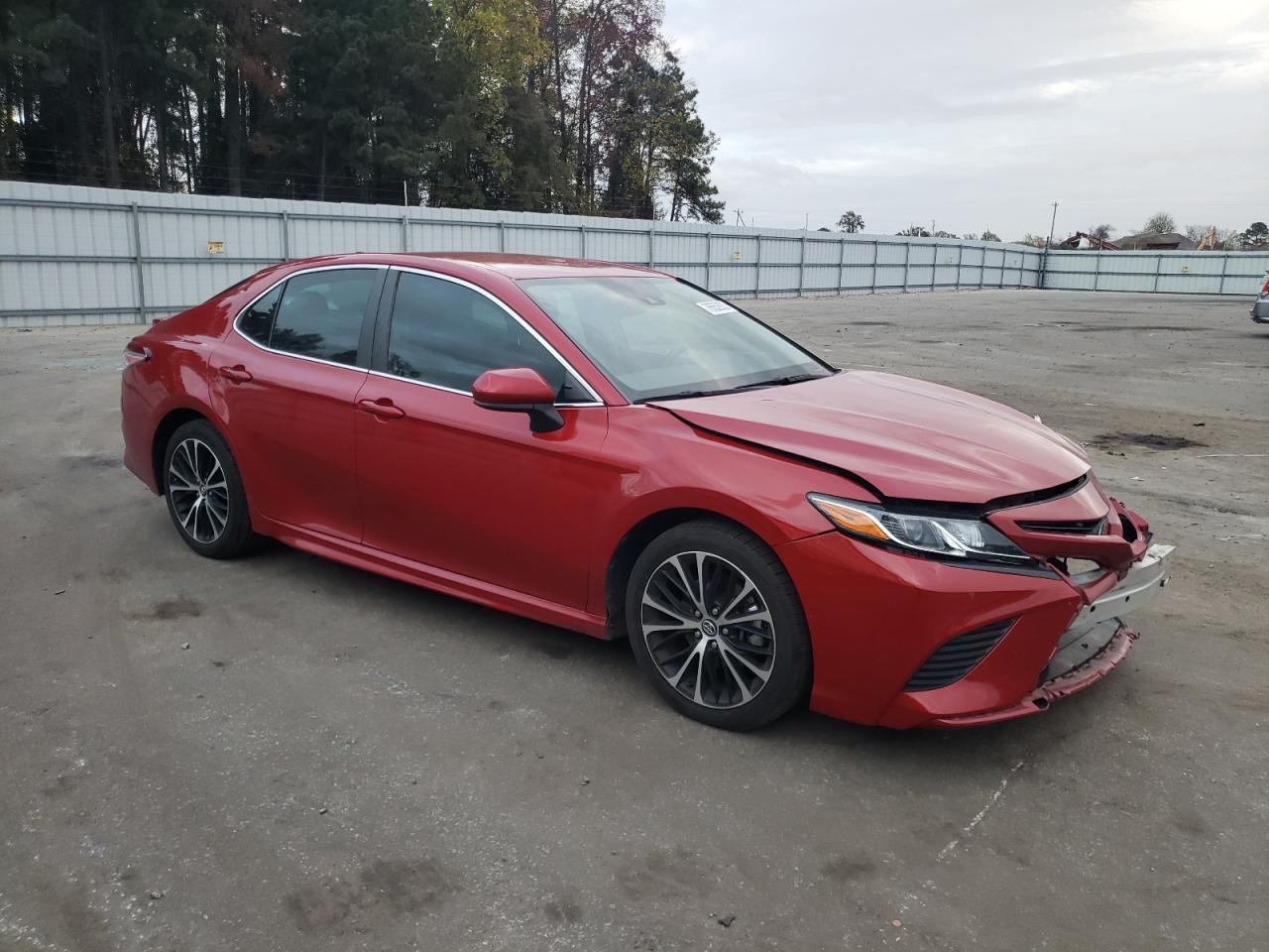 2020 TOYOTA CAMRY SE - Image 4