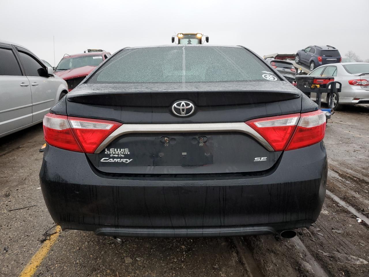 2015 TOYOTA CAMRY LE - Фото 6