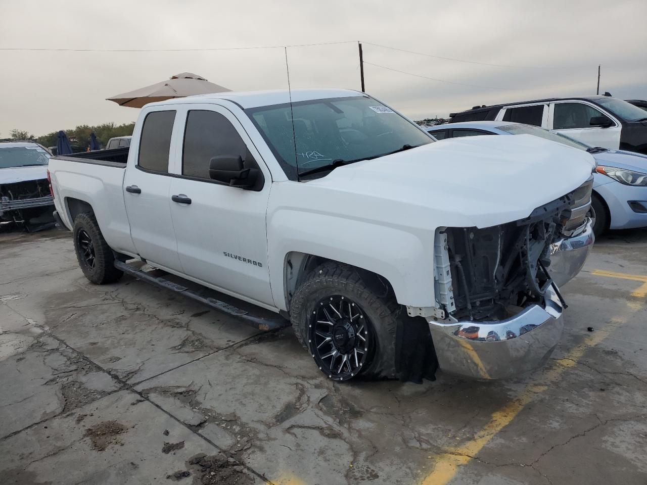 2018 CHEVROLET SILVERADO - Image 4