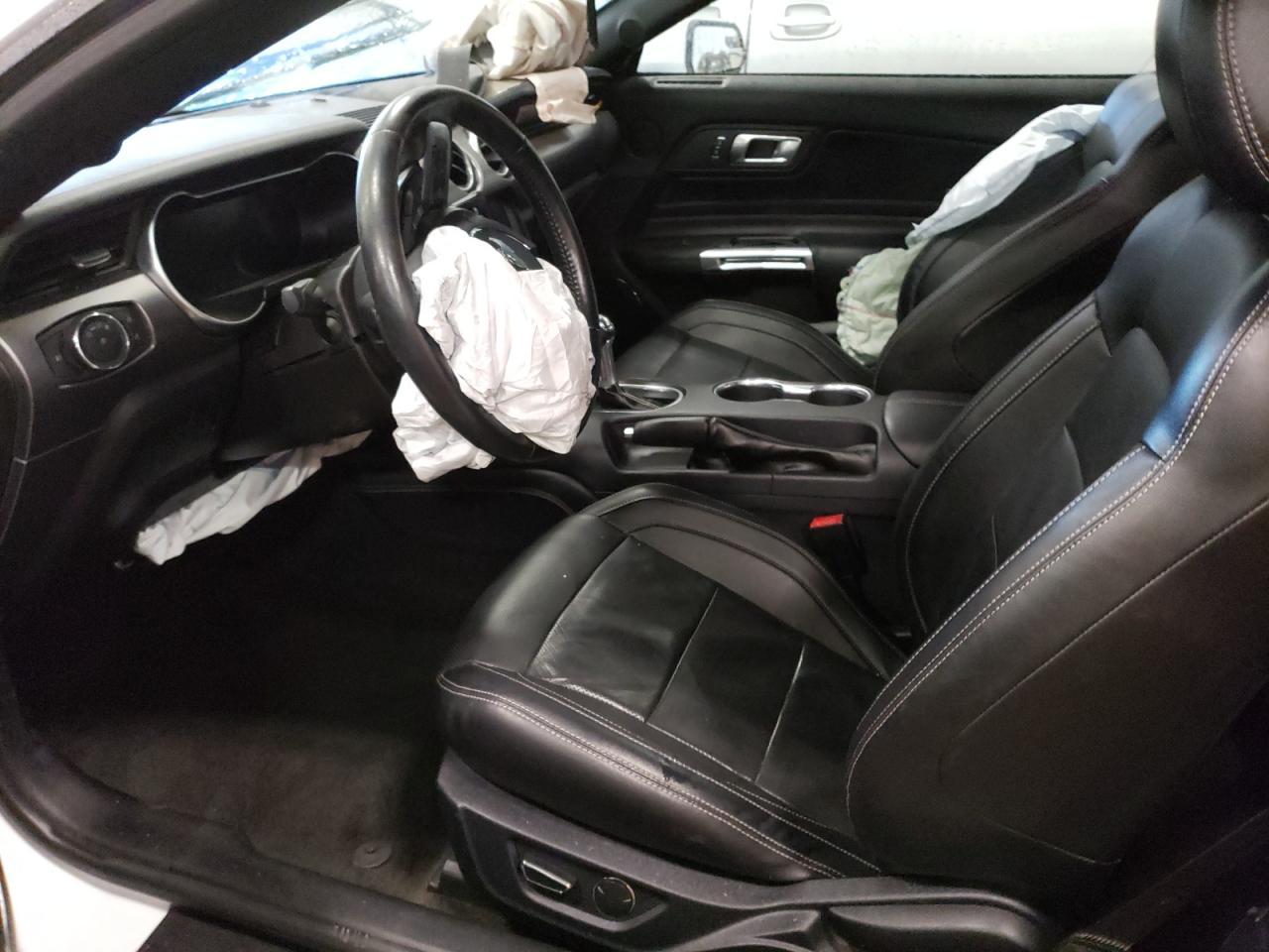 2018 FORD MUSTANG - Фото 7