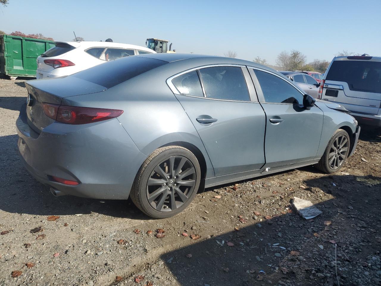 2023 MAZDA 3 PREFERRE - Фото 3