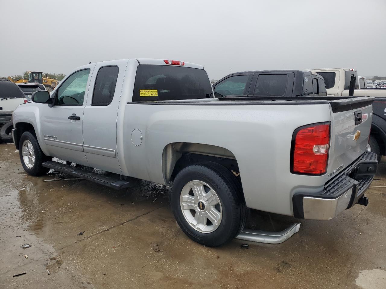 2013 CHEVROLET SILVERADO - Фото 2