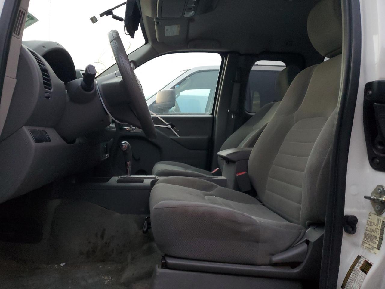 2017 NISSAN FRONTIER S - Image 7