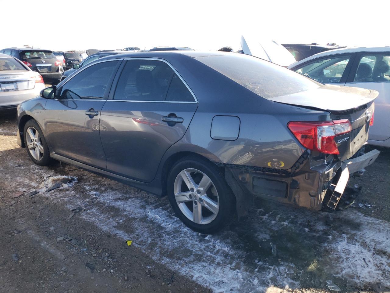 2014 TOYOTA CAMRY L - Фото 2