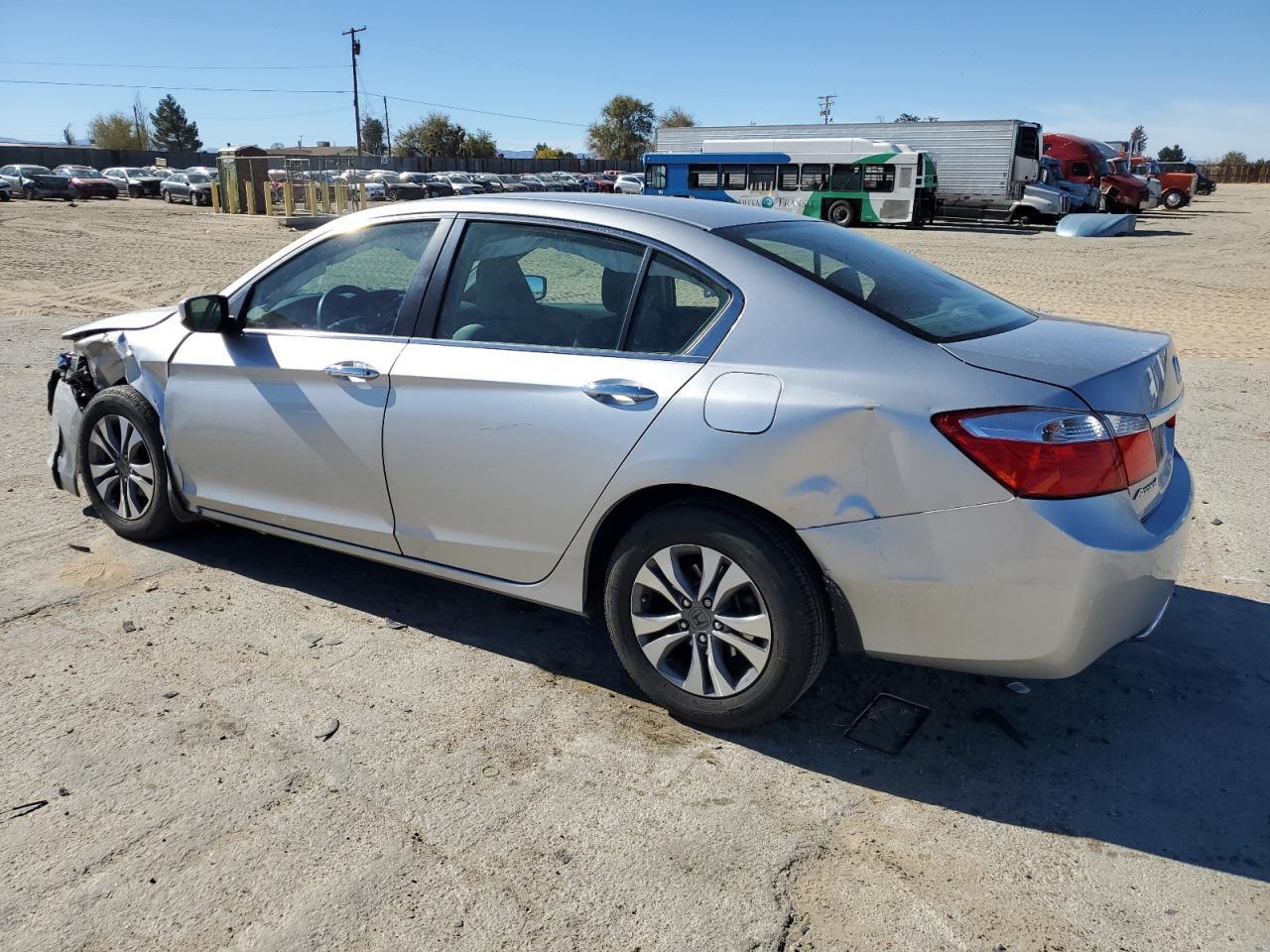 2014 HONDA ACCORD LX - Фото 2