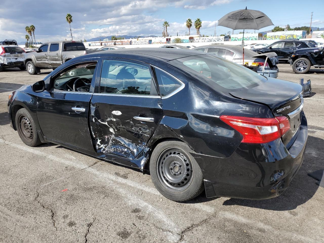 2017 NISSAN SENTRA S - Фото 2