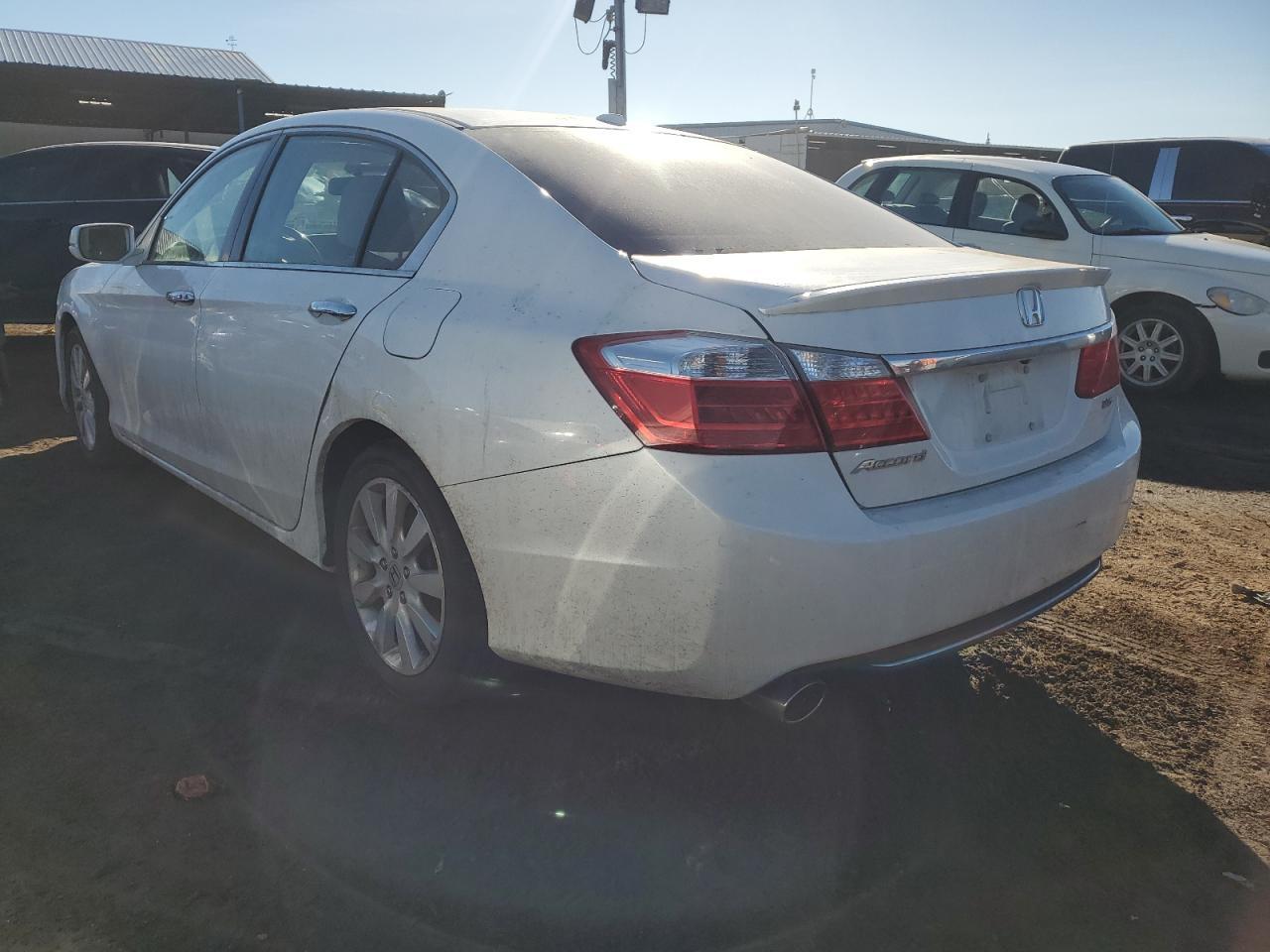 2015 HONDA ACCORD EXL - Image 2