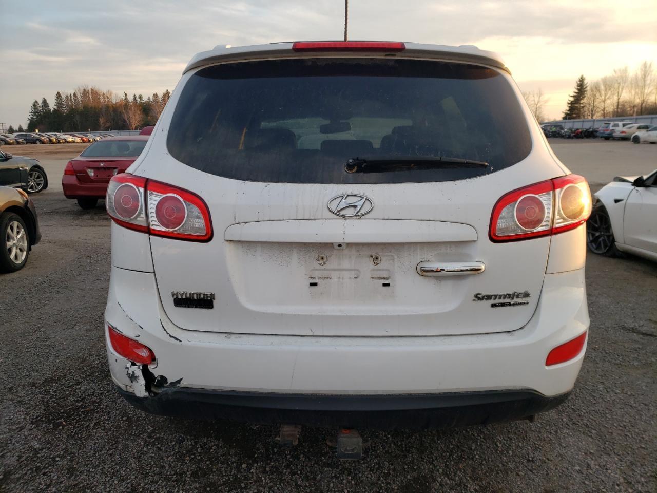 2011 HYUNDAI SANTA FE S - Image 6