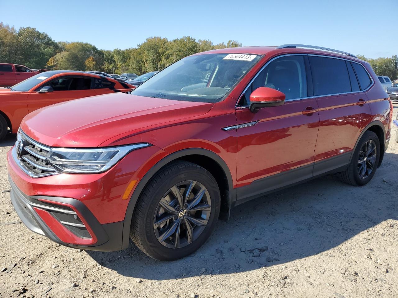 2022 VOLKSWAGEN TIGUAN SE car image