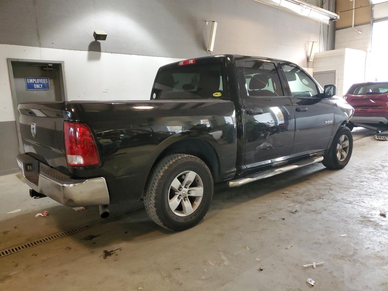 2015 RAM 1500 ST - Image 3