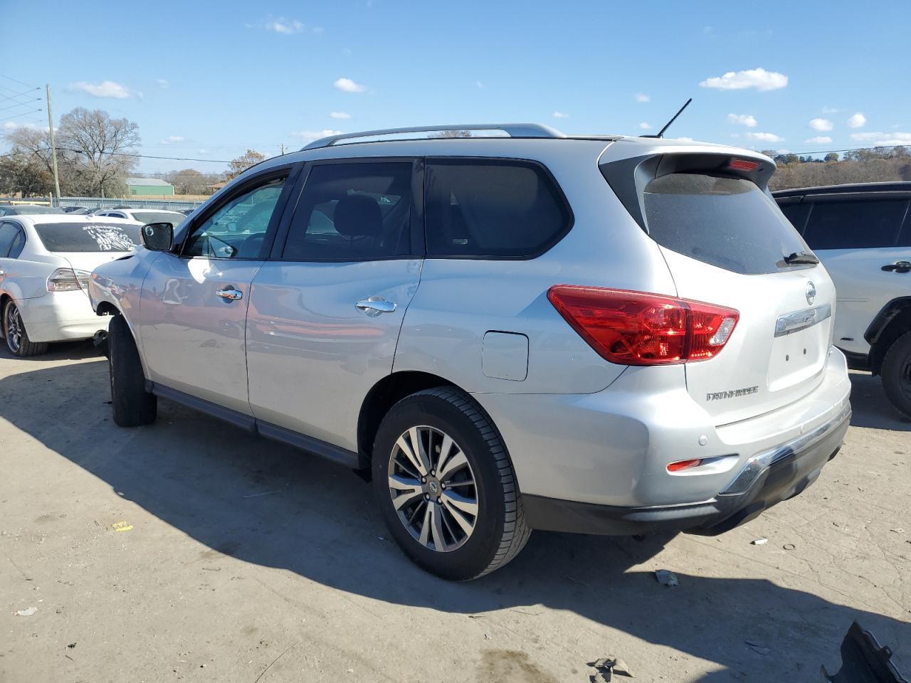 2018 NISSAN PATHFINDER - Image 2
