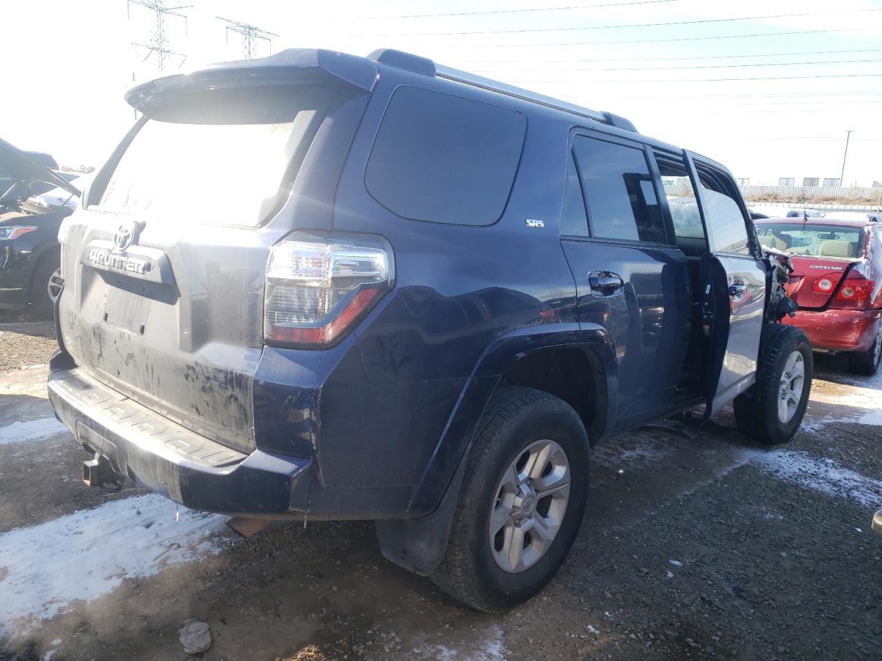 2019 TOYOTA 4RUNNER SR - Фото 3