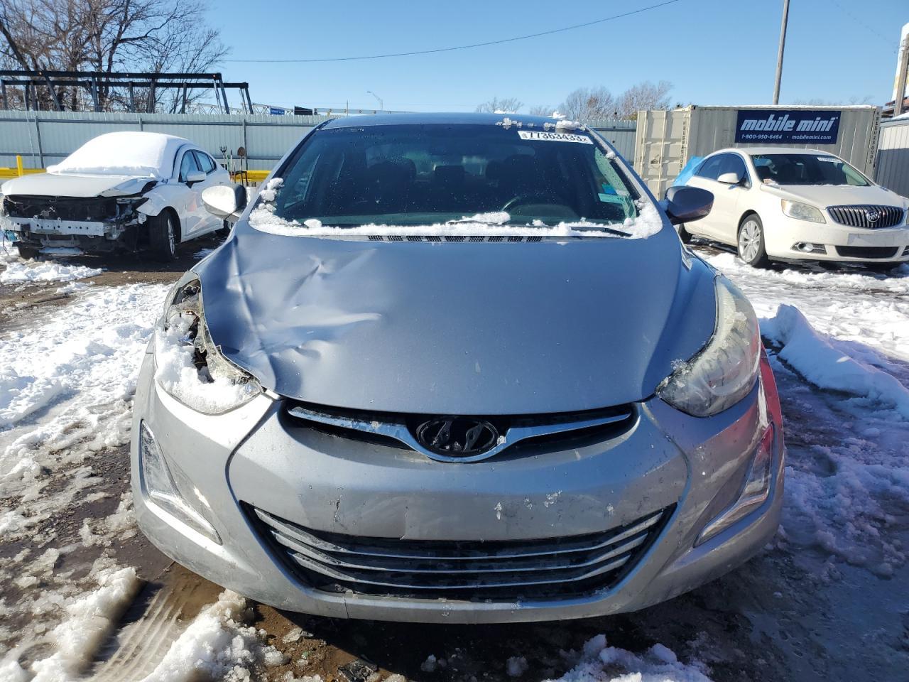 2015 HYUNDAI ELANTRA SE - Image 5
