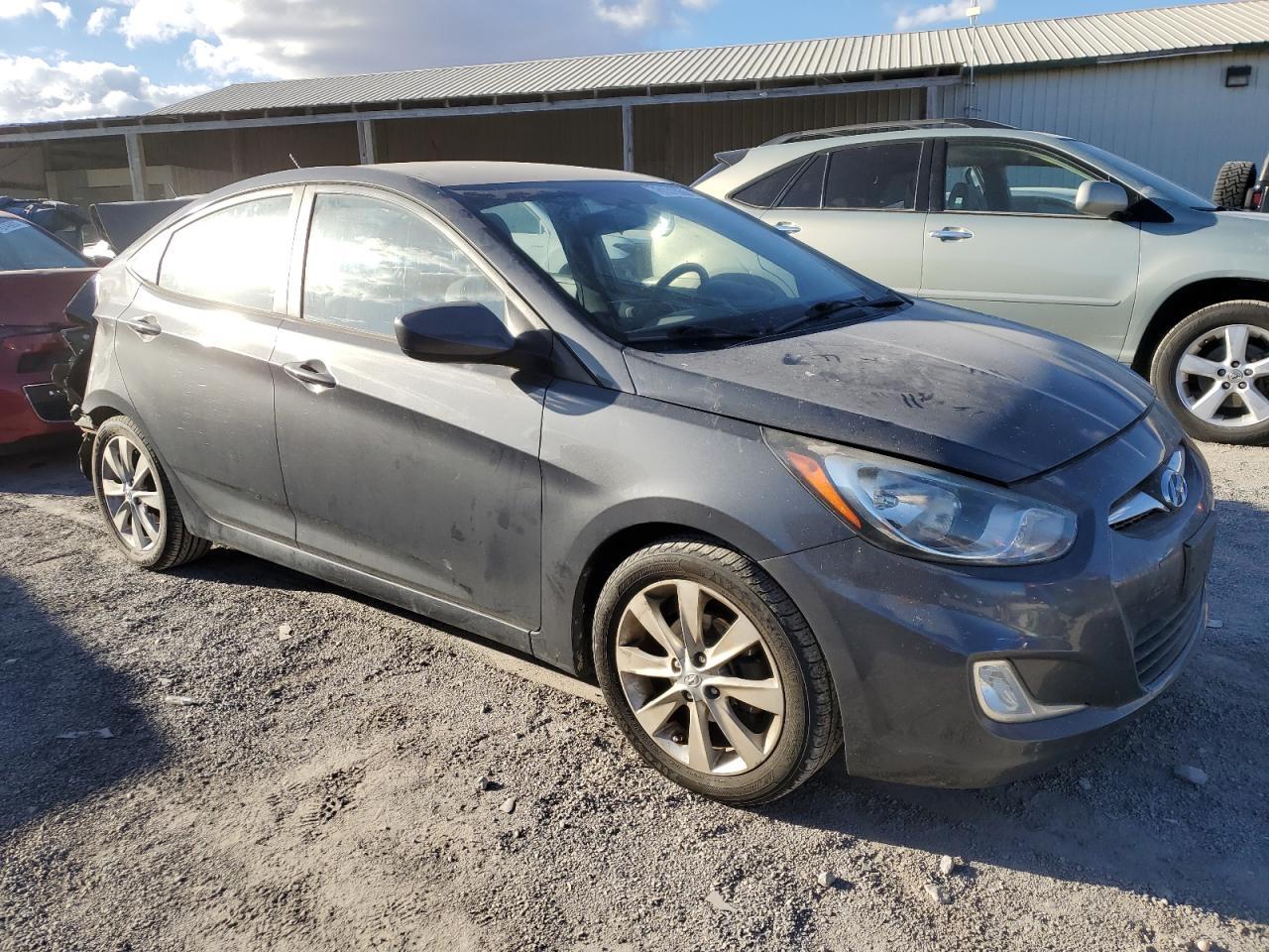 2012 HYUNDAI ACCENT GLS - Фото 4