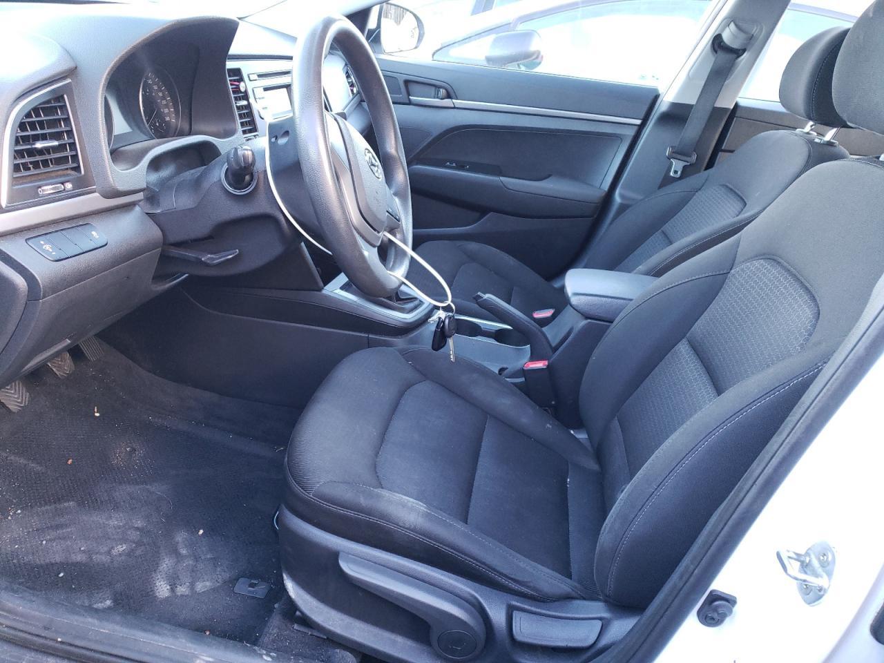 2017 HYUNDAI ELANTRA SE - Image 7
