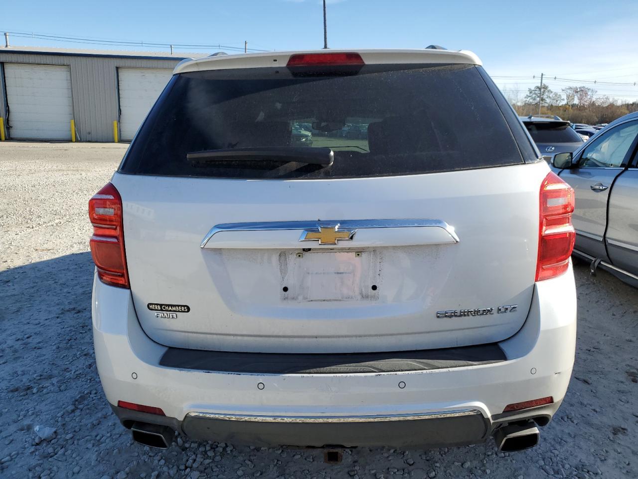 2016 CHEVROLET EQUINOX LT - Image 6
