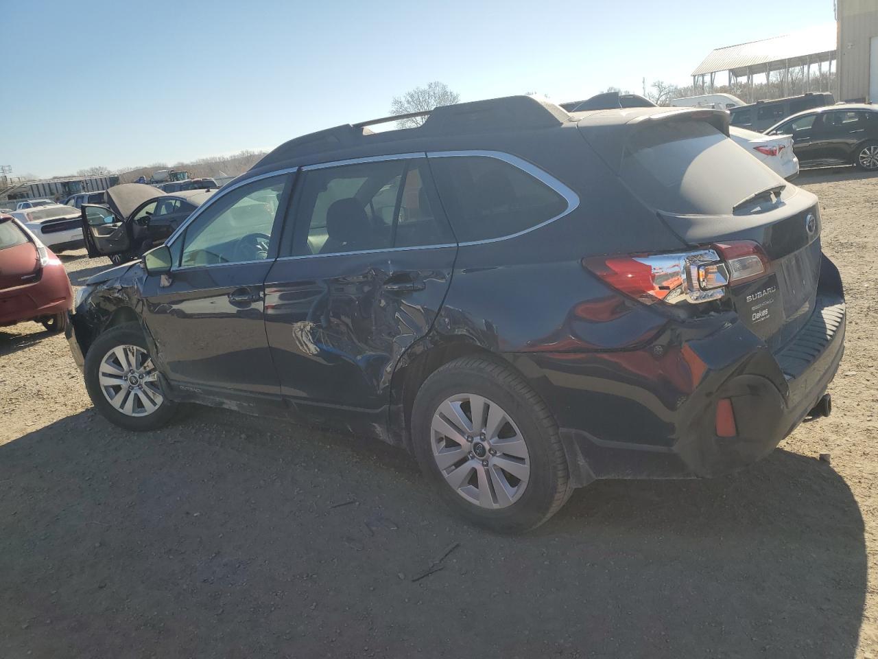 2018 SUBARU OUTBACK 2. - Image 2