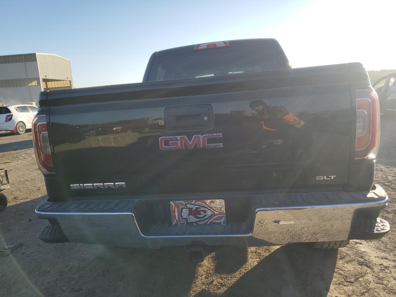 2018 GMC SIERRA K15 - Image 6