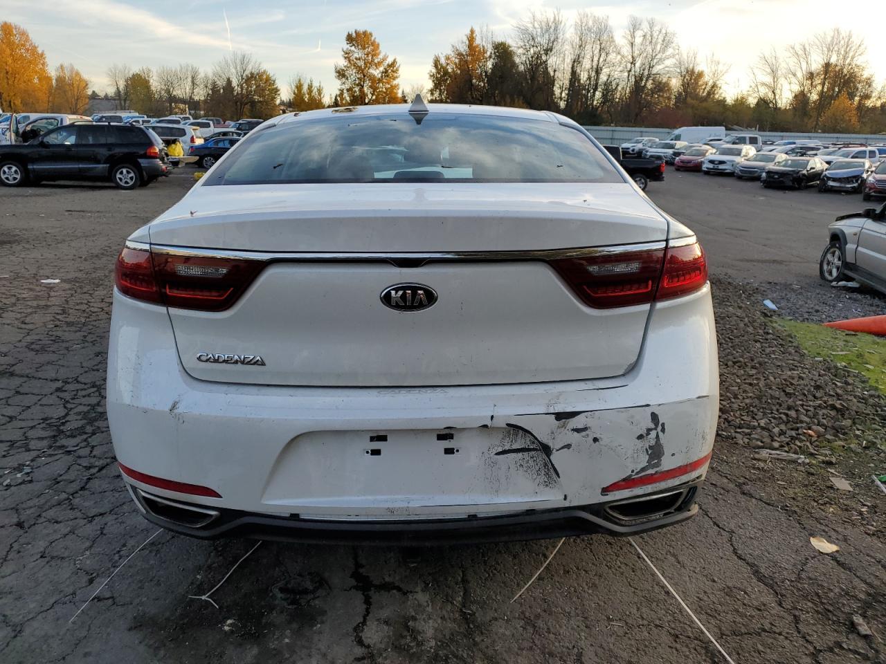2017 KIA CADENZA PR - Image 6