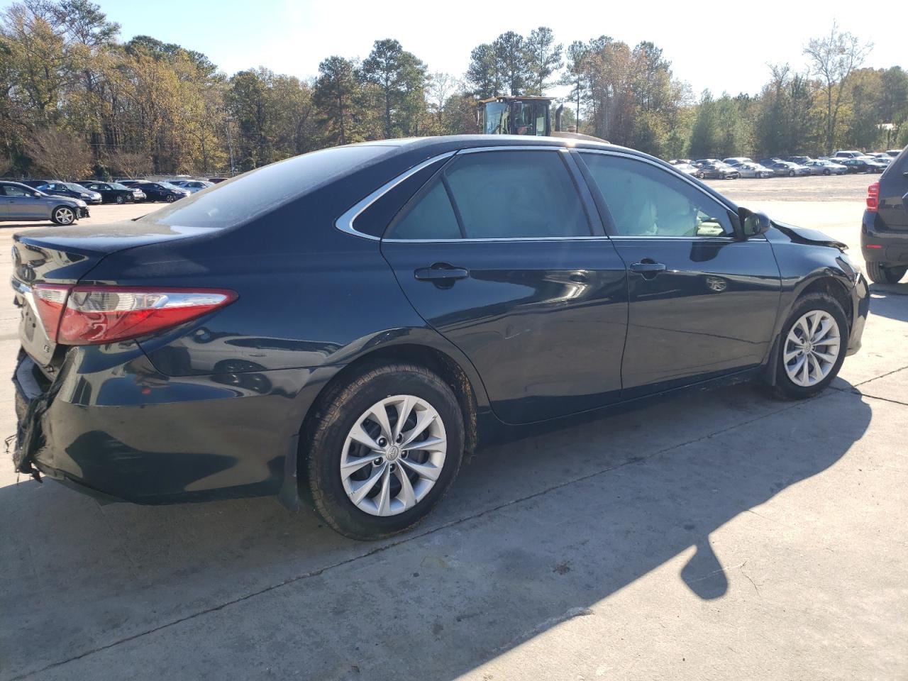 2017 TOYOTA CAMRY LE - Image 3