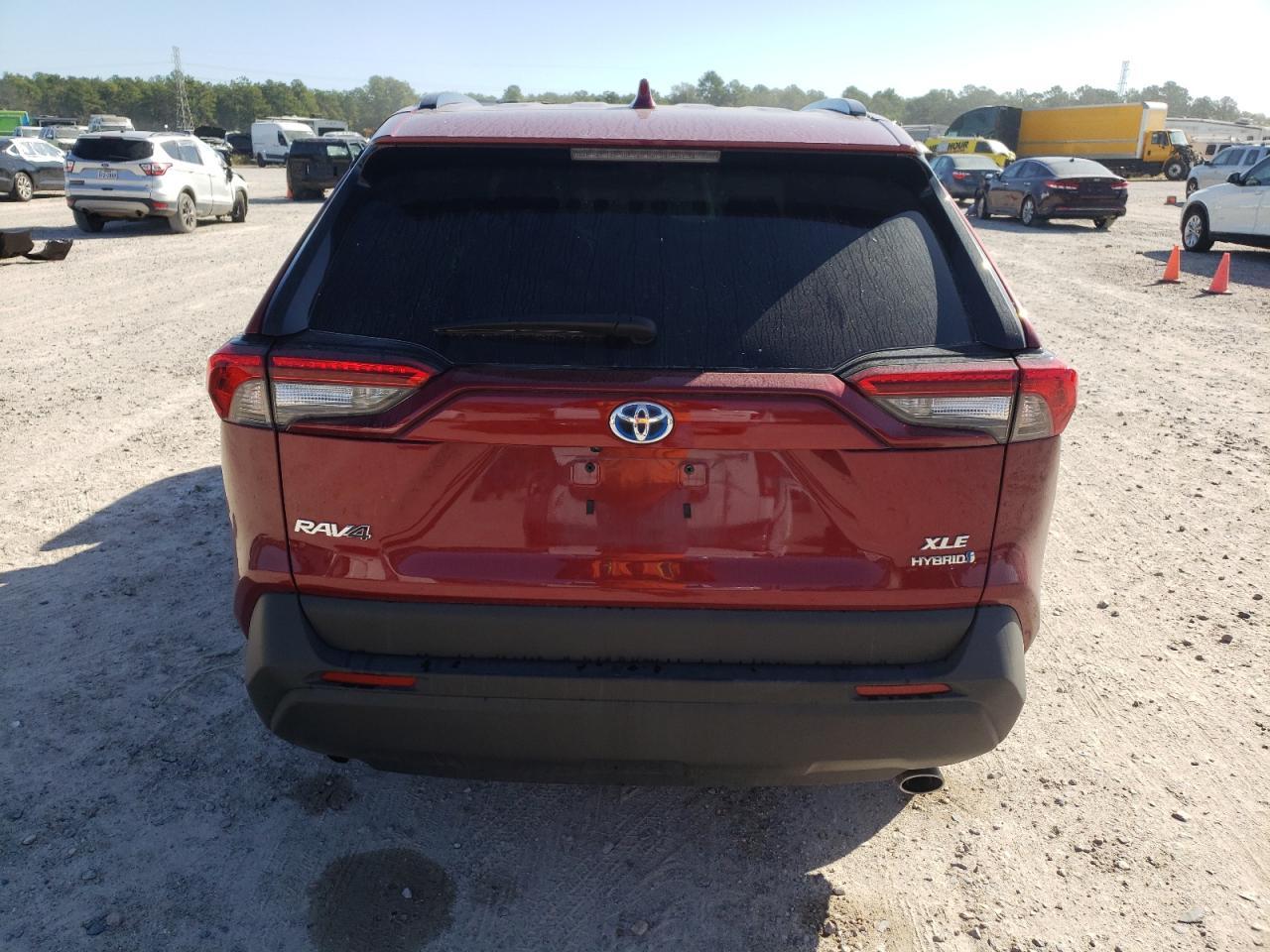 2022 TOYOTA RAV4 XLE - Image 6