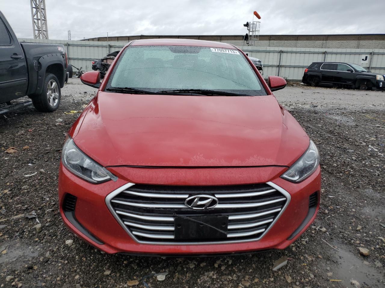 2018 HYUNDAI ELANTRA SE - Image 5