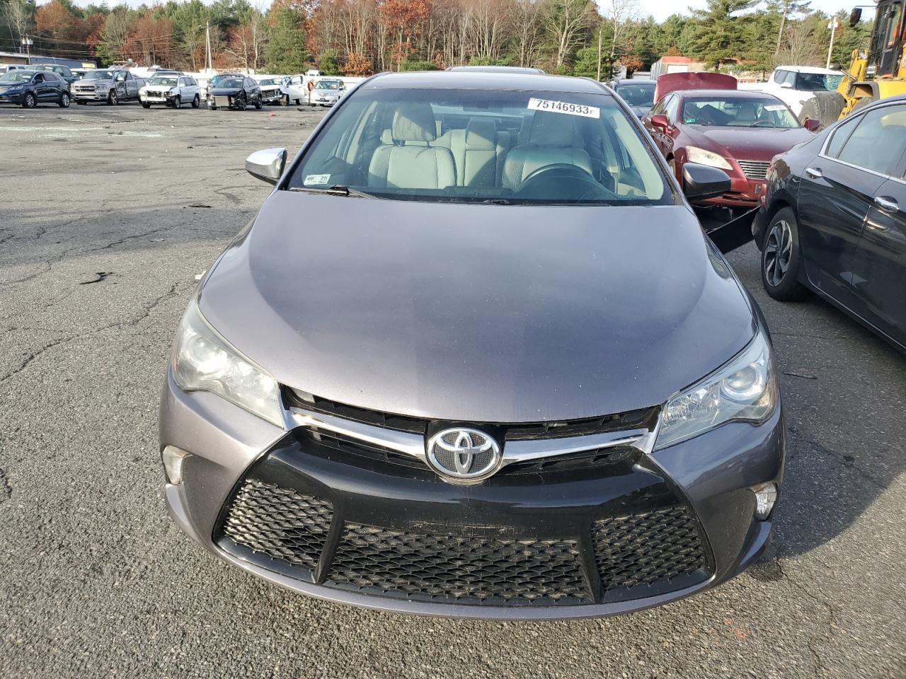 2017 TOYOTA CAMRY LE - Image 5