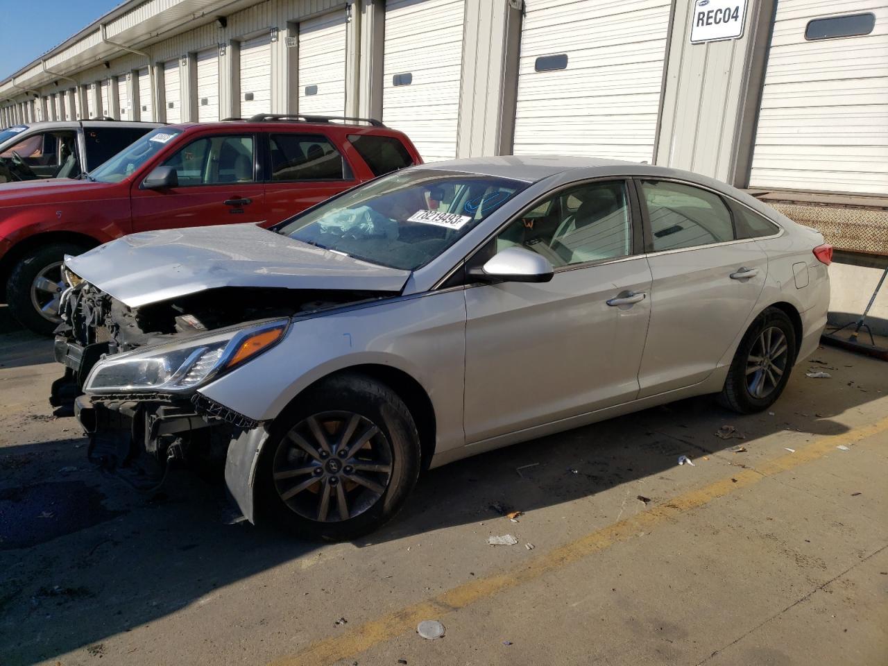 2017 HYUNDAI SONATA SE