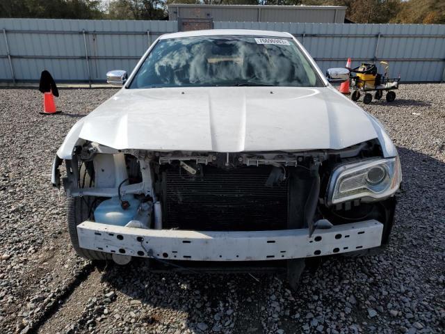 2014 Chrysler 300C - Image 5