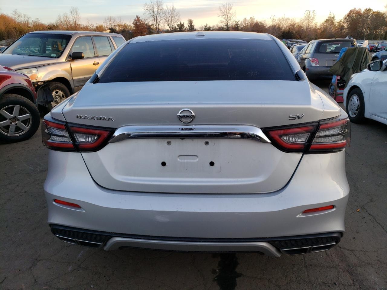 2019 NISSAN MAXIMA S - Фото 6