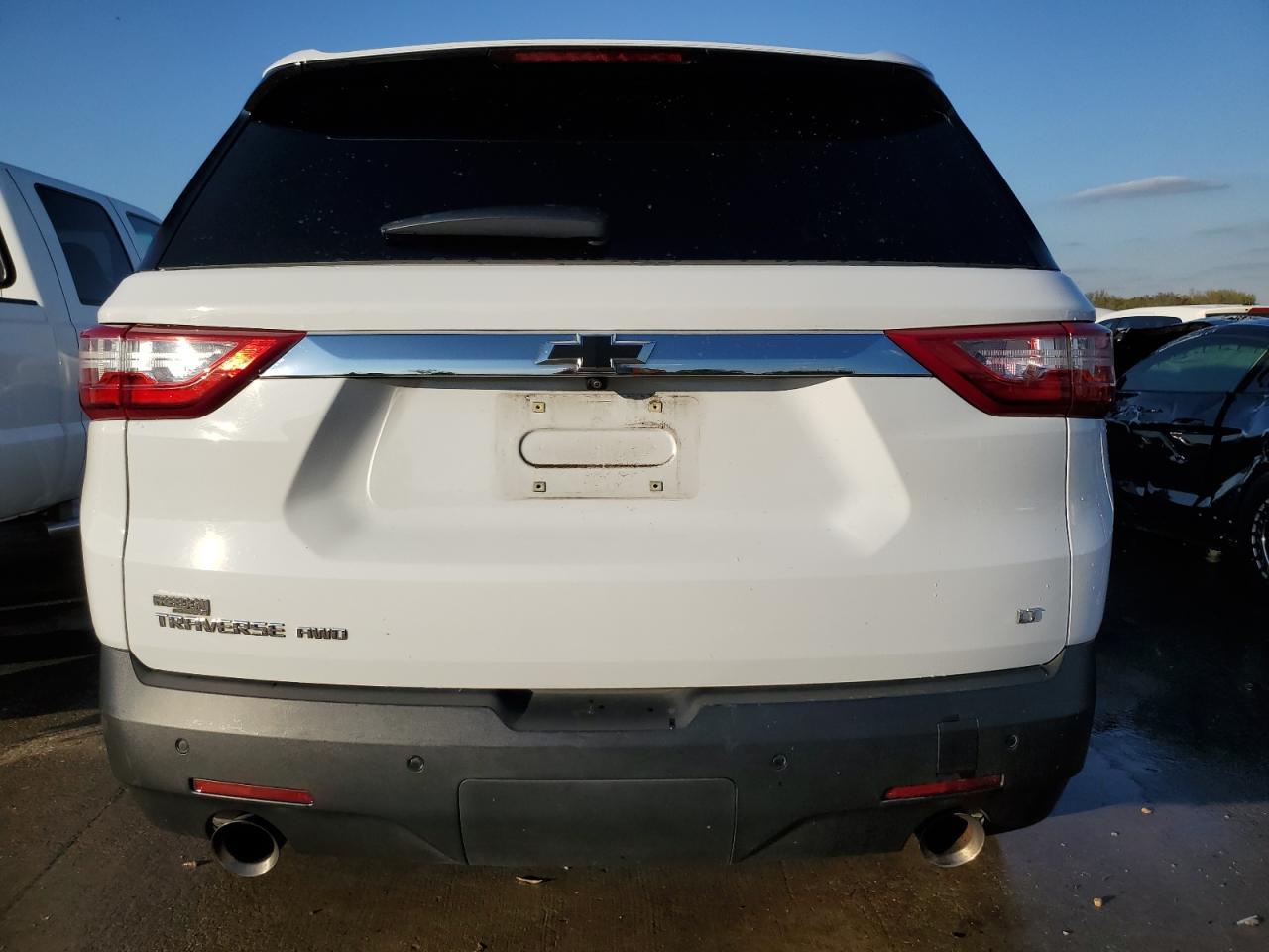 2020 CHEVROLET TRAVERSE L - Фото 6