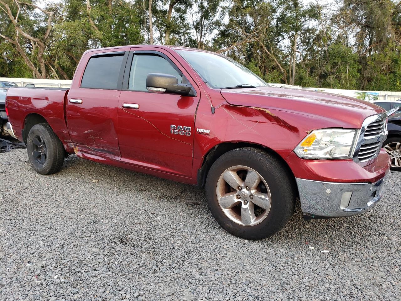 2015 RAM 1500 - Image 4
