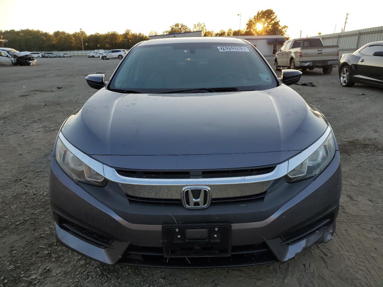 2016 HONDA CIVIC LX - Image 5