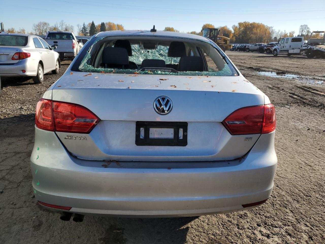 2014 VOLKSWAGEN JETTA SE - Image 6