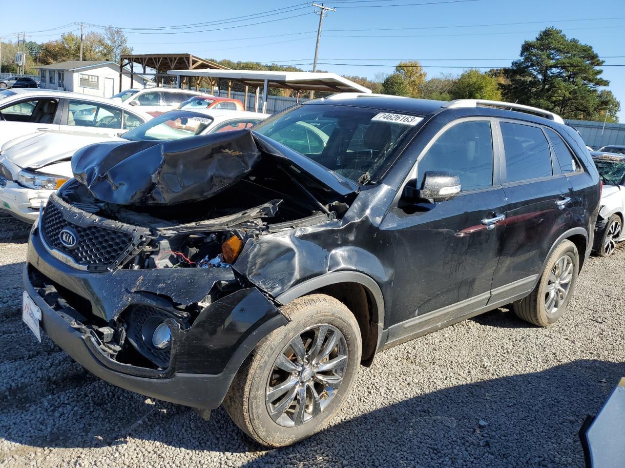 2013 KIA SORENTO EX car image