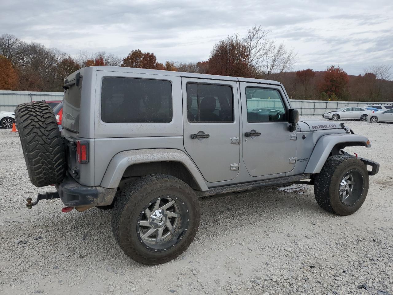 2017 JEEP WRANGLER U - Image 3