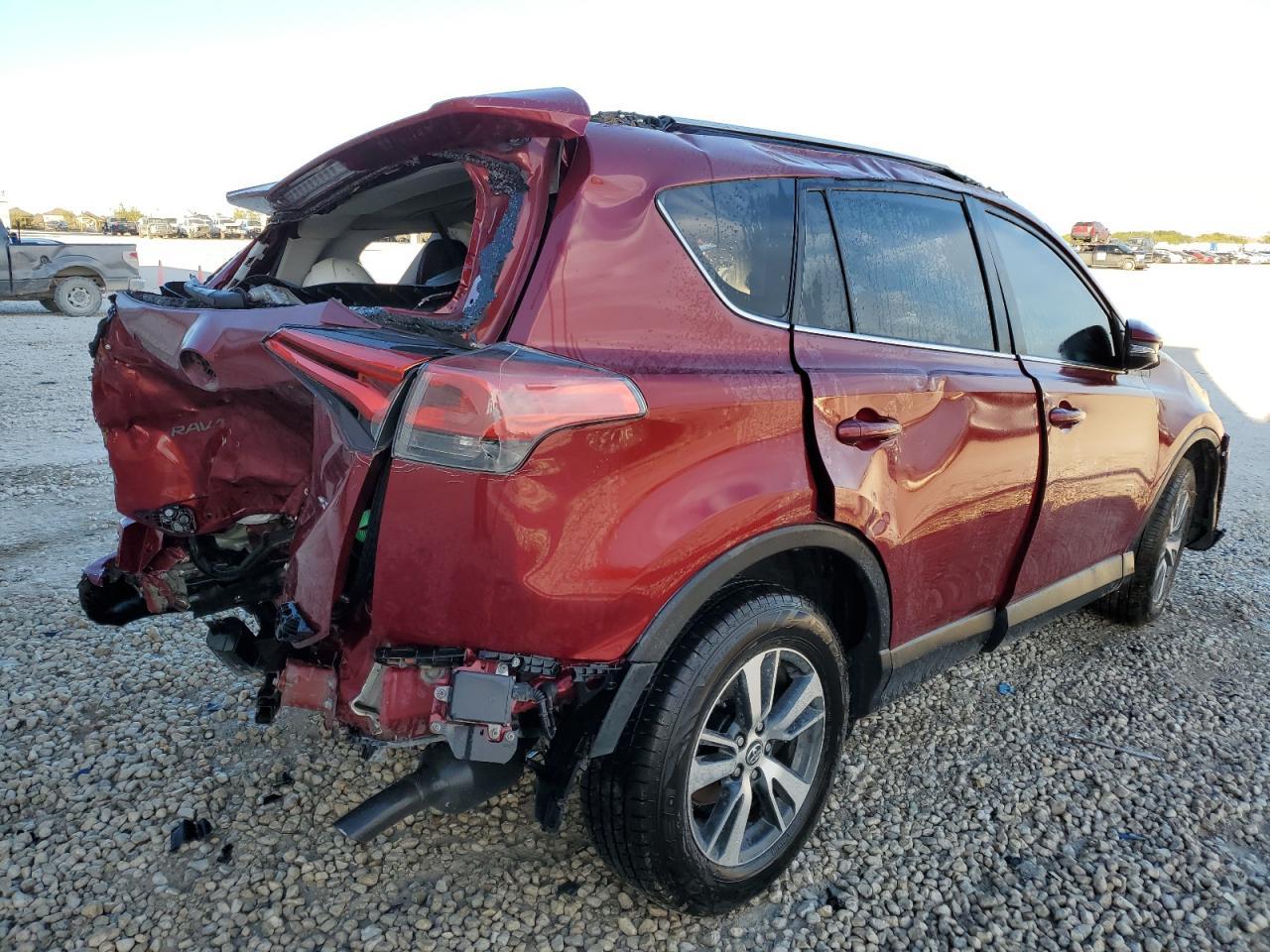 2018 TOYOTA RAV4 ADVEN - Image 3