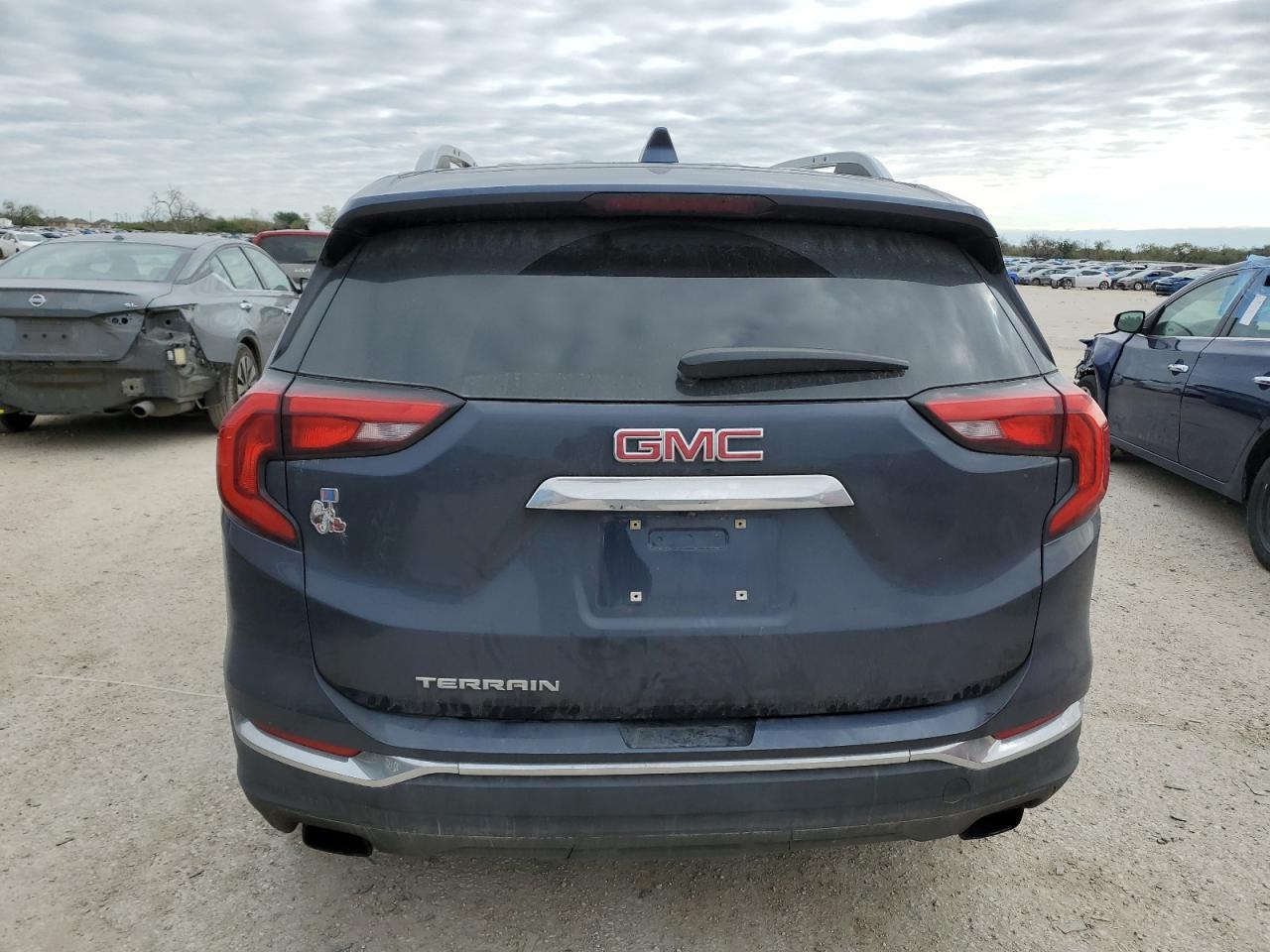 2018 GMC TERRAIN SL - Image 6