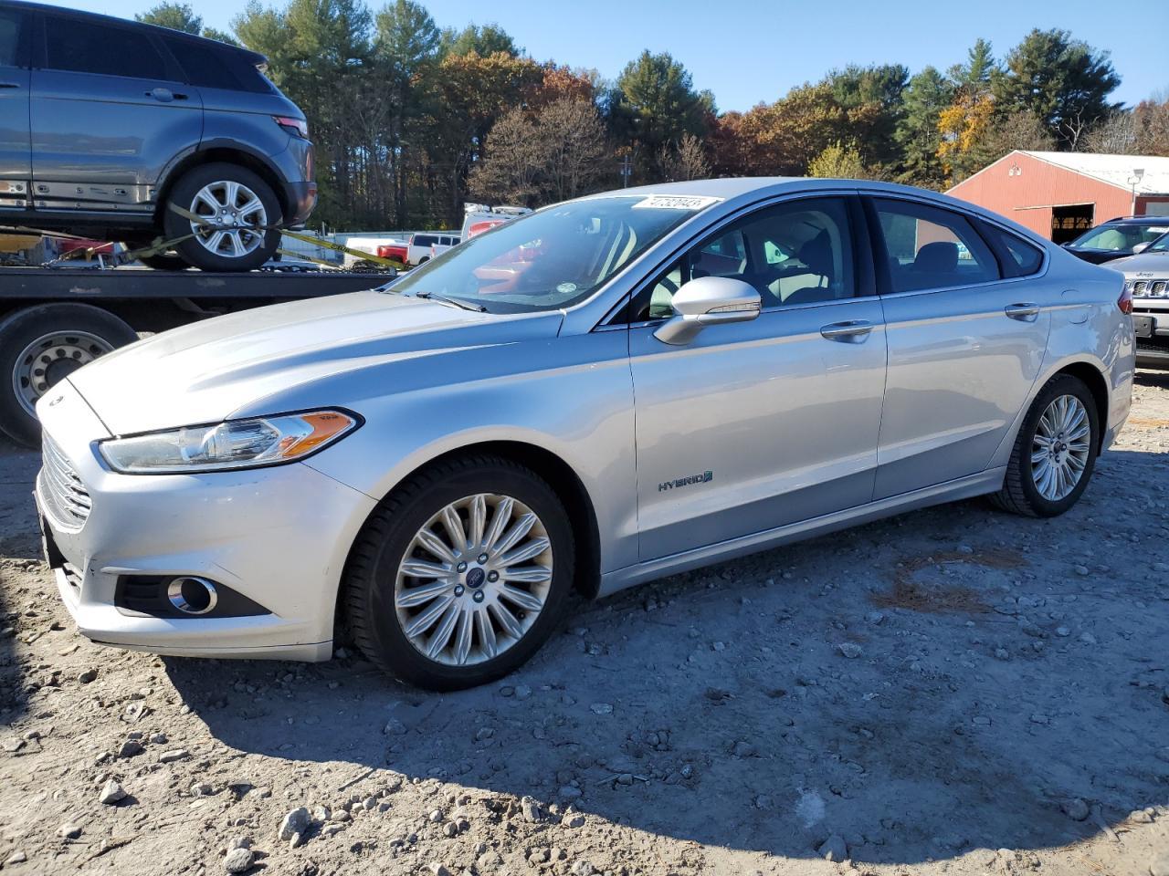 2016 FORD FUSION SE car image