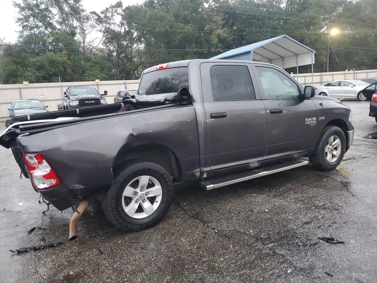 2019 RAM 1500 CLASS - Фото 3