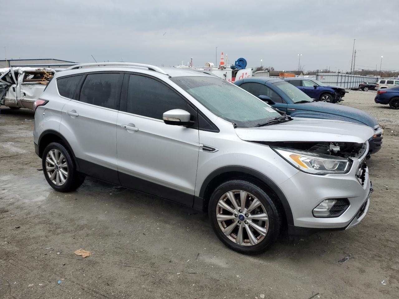 2017 FORD ESCAPE TIT - Image 4