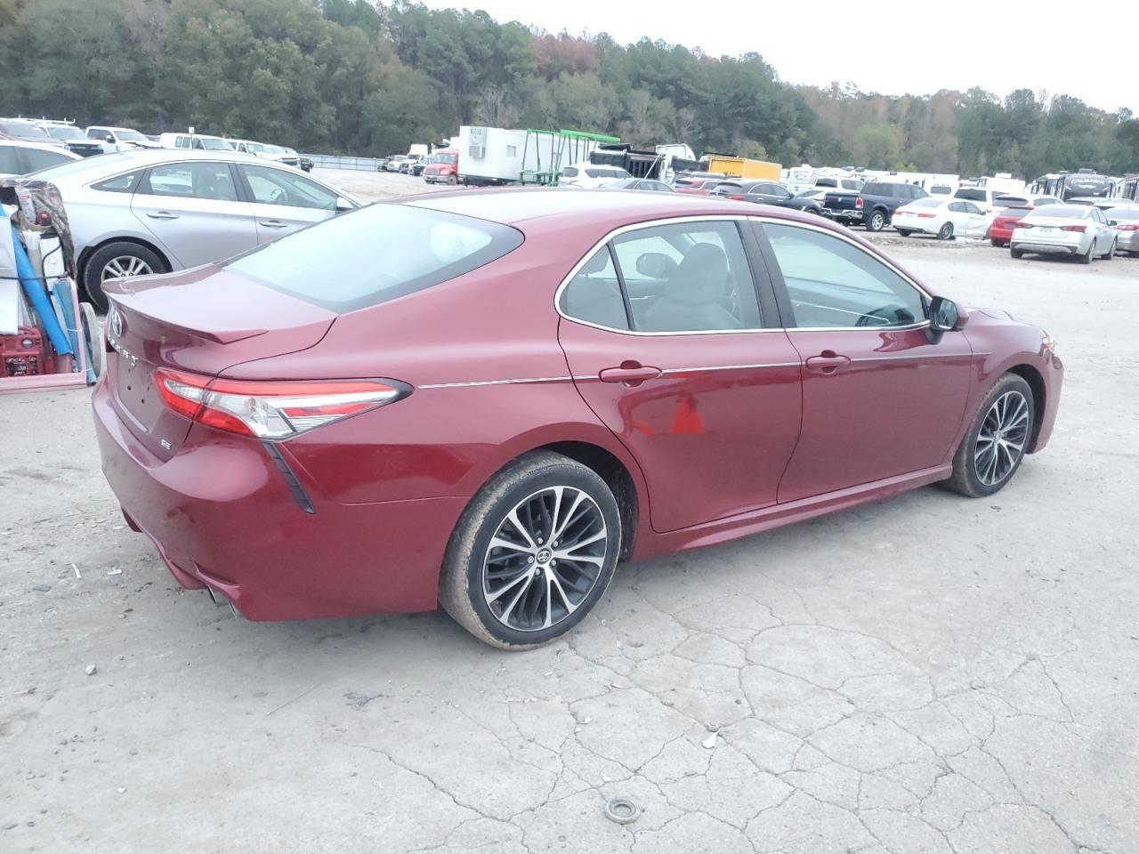 2018 TOYOTA CAMRY L - Image 3
